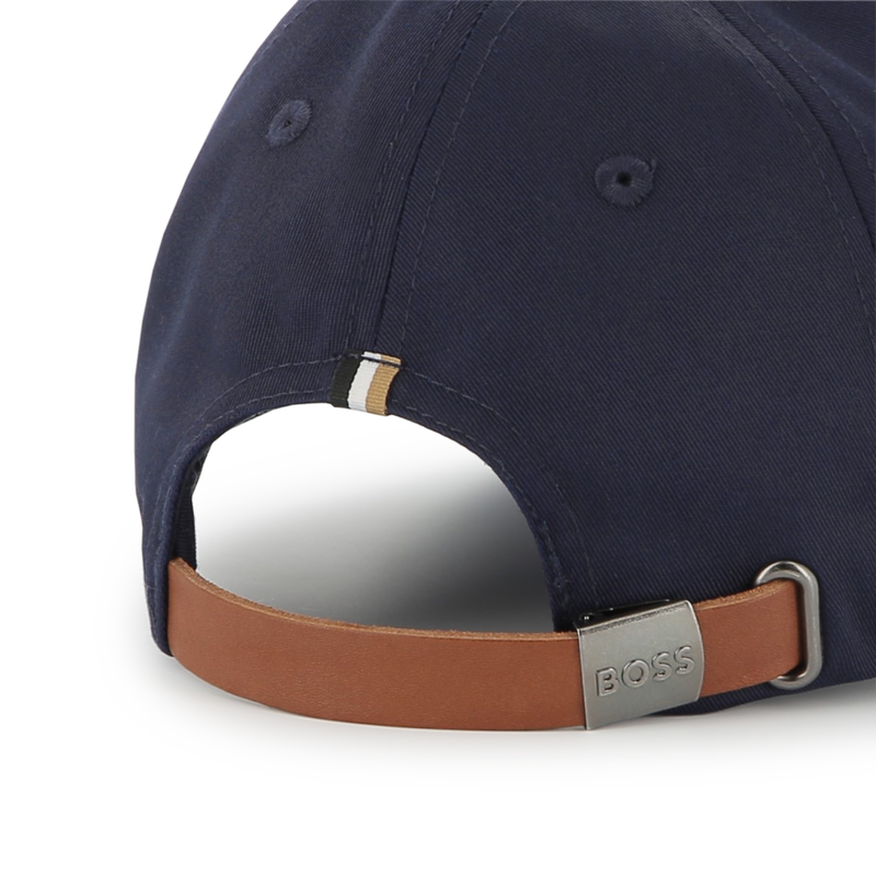 Cap with adjustable fastening. BOSS 
                    BOY