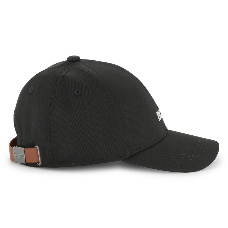Cap with adjustable fastening. BOSS 
                    BOY