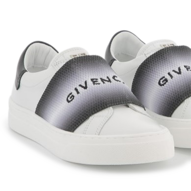 Leather sneakers GIVENCHY 
                    UNISEX