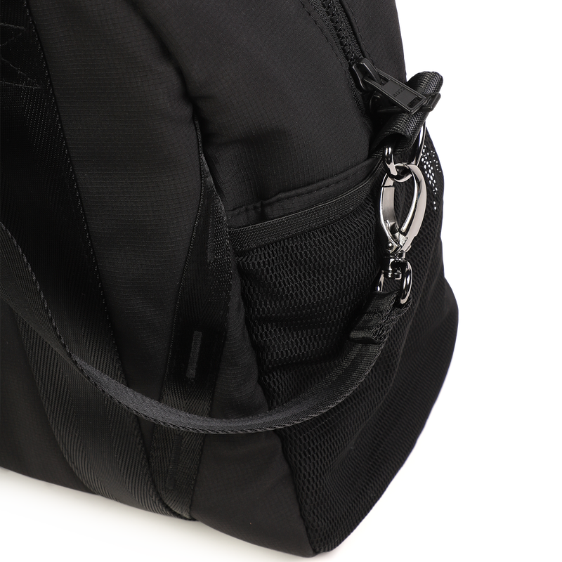 Changing bag and accessories BOSS 
                    UNISEX