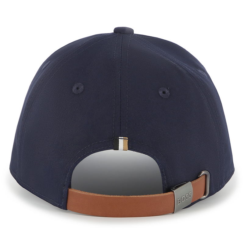 Cap with adjustable fastening. BOSS 
                    BOY