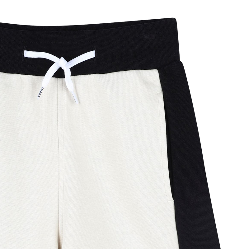 Tricolor Bermuda shorts BOSS 
                    BOY