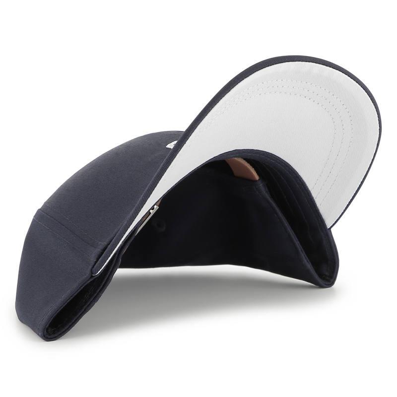Cap with adjustable fastening. BOSS 
                    BOY