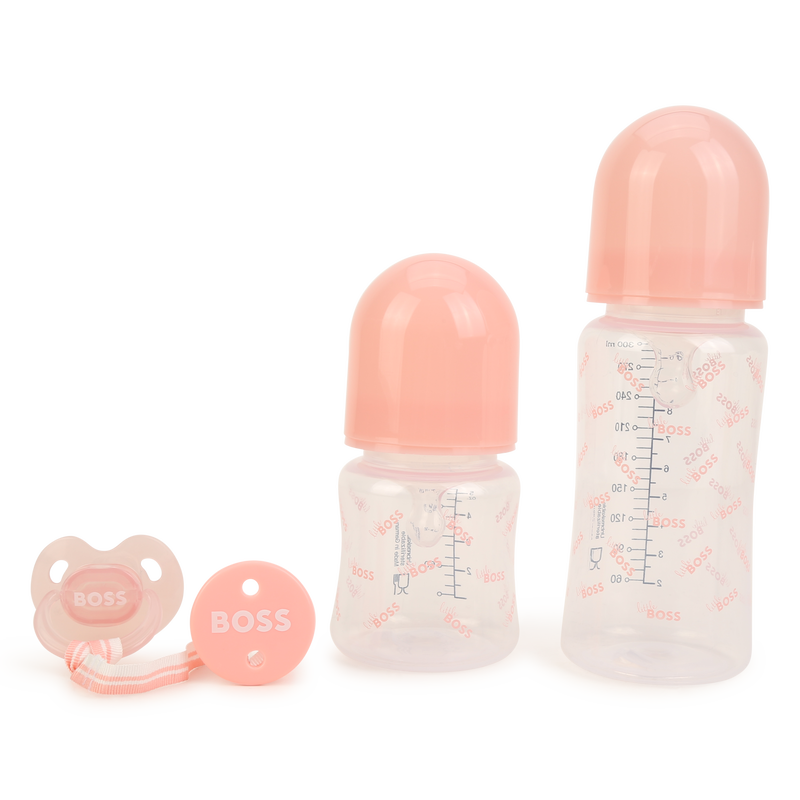 4-piece newborn gift set BOSS 
                    UNISEX